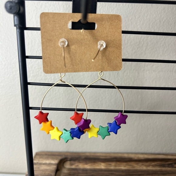 Rainbow Stars & Gold Dangly Hoop Earrings NEW - Picture 2 of 2